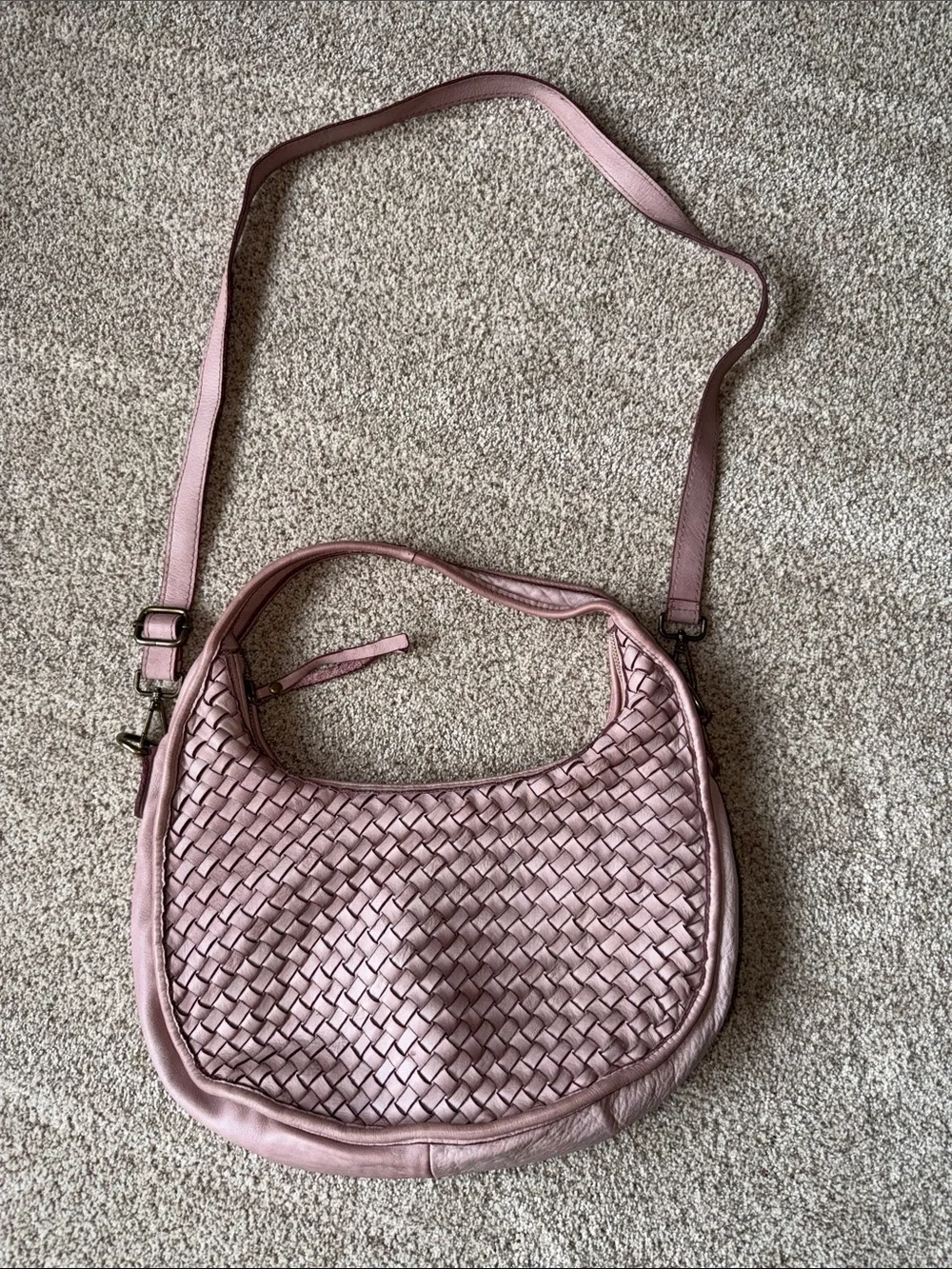 Sundance Made in Italy Dusty Rose Bag with Crossbody Strap